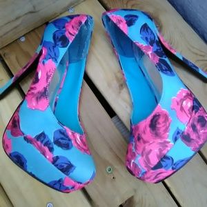 Rck Bella floral Platforms
